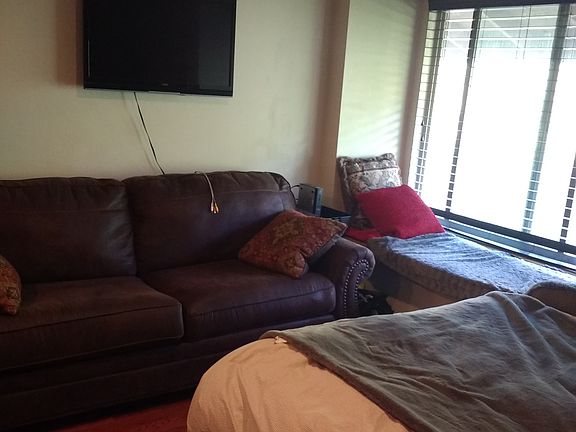 5th image of 2105 Prospector Ave #219