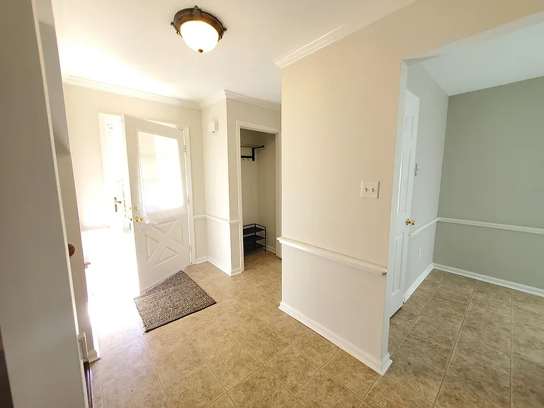 15582 Northgate Dr — Photo 7