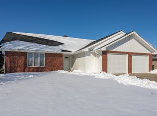 1906 Lowell St, Granger, IA 50109