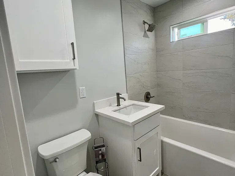 6061 Fishburn Ave #C — Photo 4