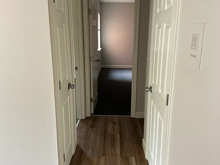 607 Burritt St #203 — Photo 6