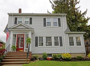 27 Eastbourne St, Roslindale, MA 02131