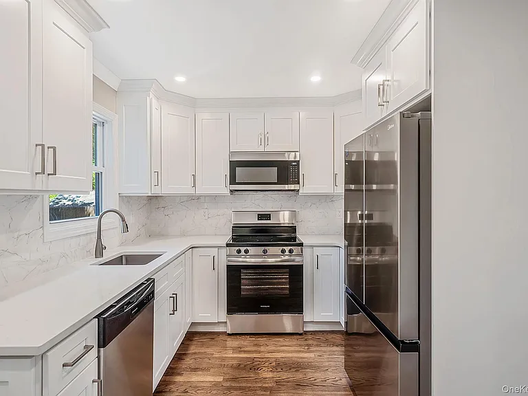 610 Americus Ave — Photo 13