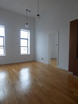 Rented by TheRealEstateCompany.com LLC | media 42