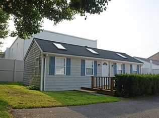 284 Linwood Ave, Fairfield, CT 06824