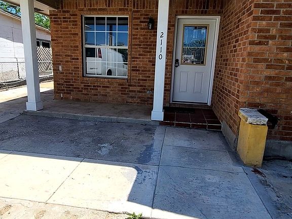4th image of 2110 S LAREDO ST