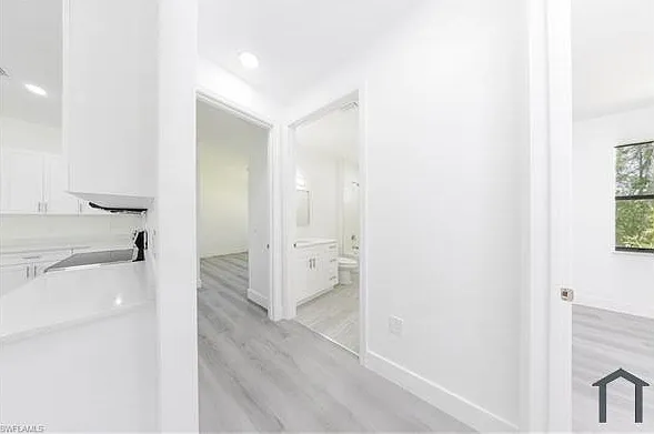 1137 Damen St E — Photo 14