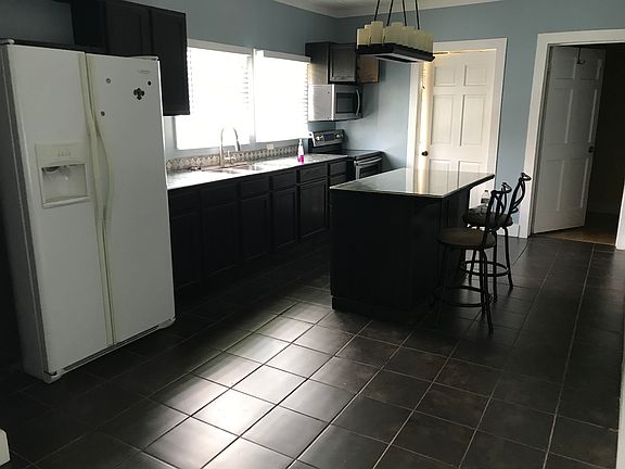 4th image of 209 Ledet Dr