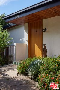 1571 Wildwood Dr, Los Angeles, CA, 90041
