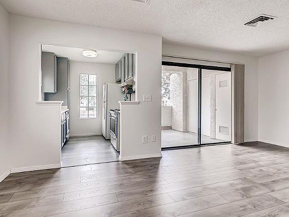 4th image of 4813 Nara Vista Way Unit 101