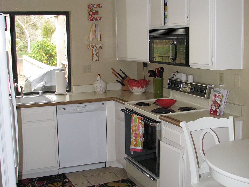 2nd image of 4326 Los Padres Dr