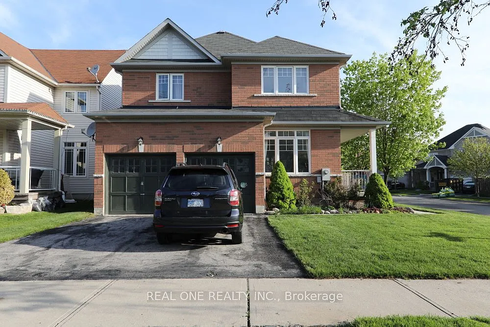 Building Photo - 29 Duckfield Cres