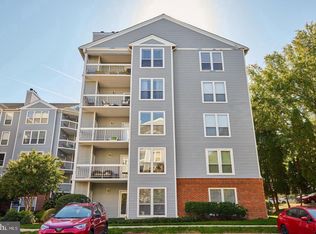 3178 Summit Square Dr #3-A2, Oakton, VA 22124