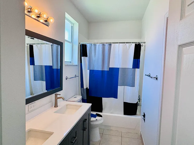 9360 Cove Point Cir — Photo 19
