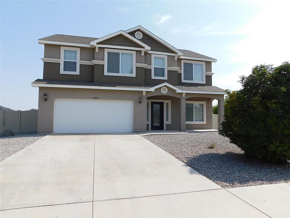 1st image of 1302 Sorrento Dr