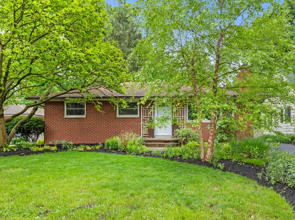 2629 Woodley Rd, Columbus, OH 43231
