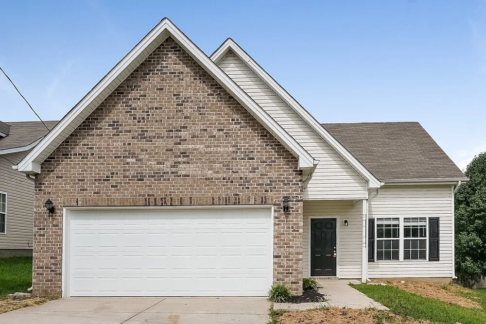 3 bed, 2.5 bath, 1628 sqft, $2,880 — Photo 1