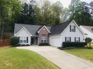 5341 Regency Lake Ct, Sugar Hill, GA 30518