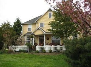 1399 Van Wyck Rd, Bellingham, WA 98226