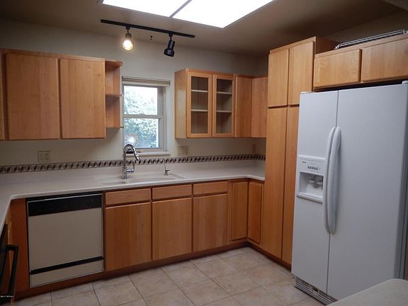 4th image of 331 E Placita Idilio