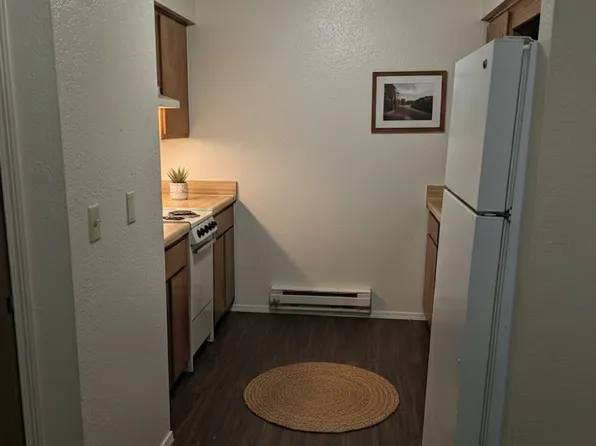 403 S 3rd St #13, Lincoln, KS 67455