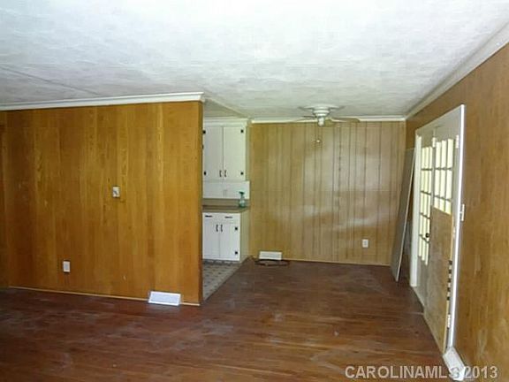 3rd image of 3307 Silver Stream Dr