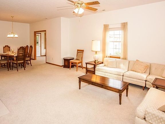 4th image of 5528 Blairwood Dr