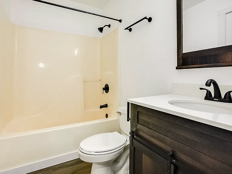 Hillwood Villas — Photo 28