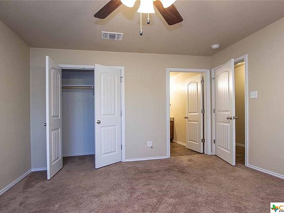 5th image of 914 Brookview Dr