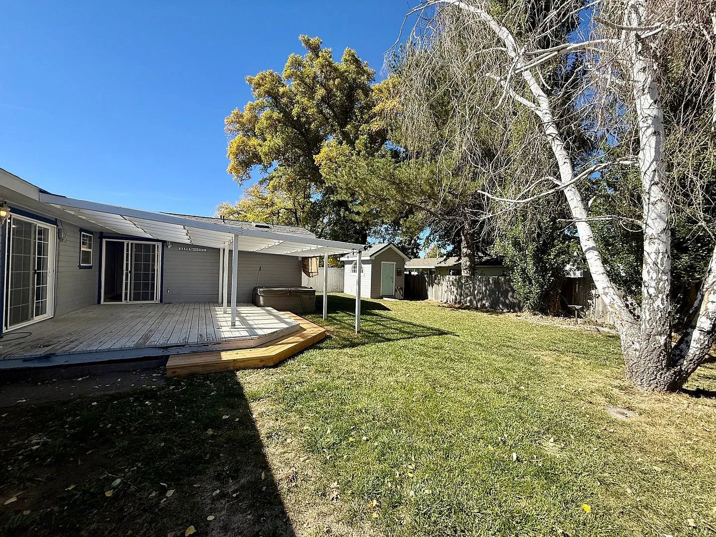 Spacious 3-Bedroom Home With Flex Space, 2-Car Garage & Fenced Yard — Photo 4