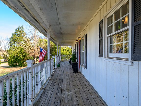 2nd image of 7449 Cave Spring Rd SW