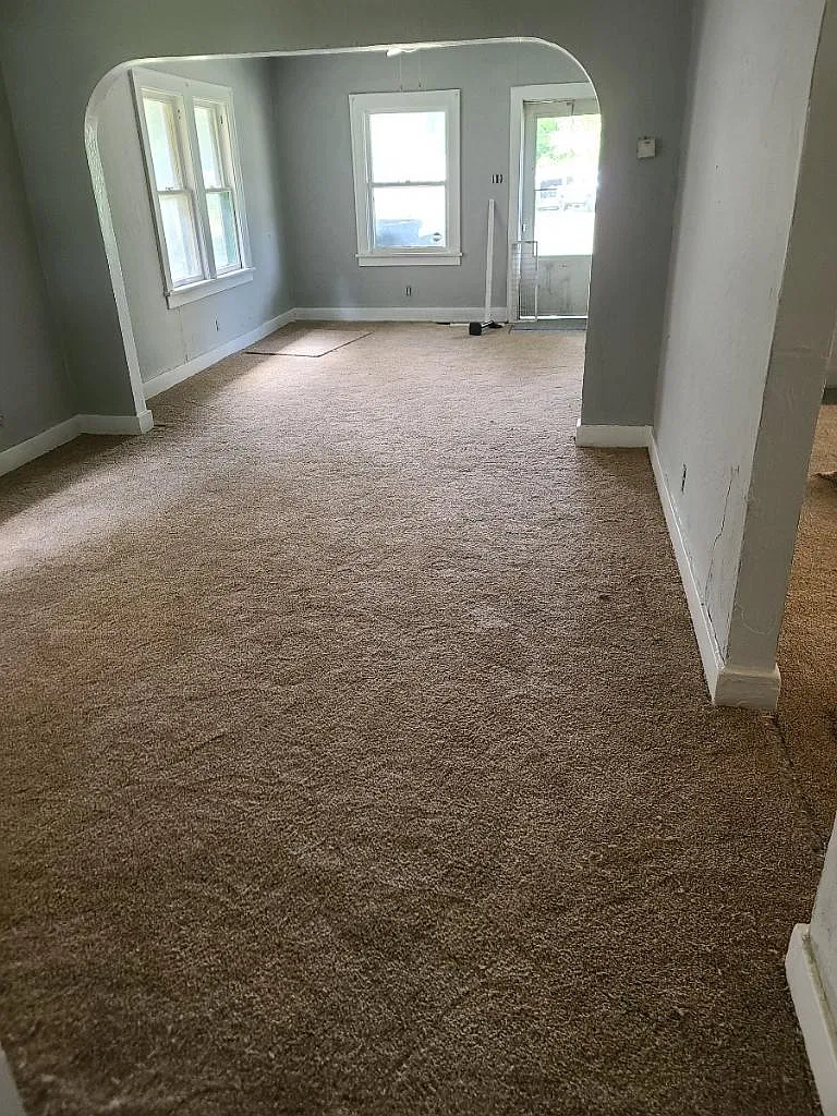 616 Birdsell St — Photo 2