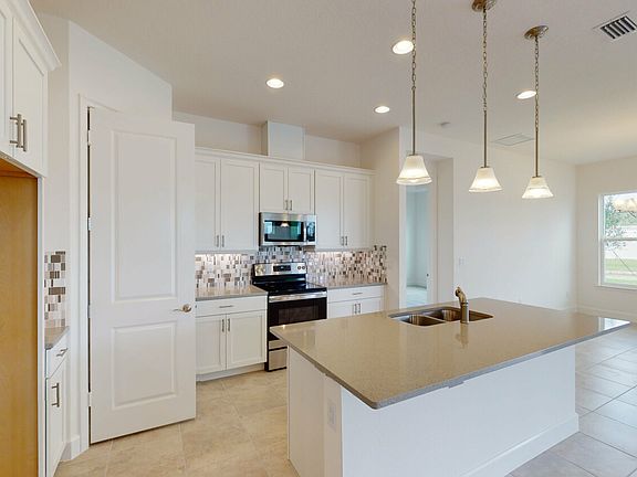 5th image of 6409 Saguaro Ct