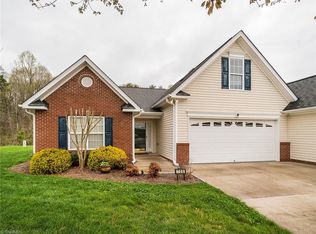 708 Chas Ct, High Point, NC 27265