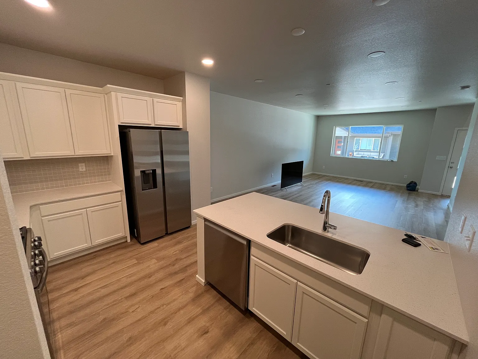 2962 Barnstormer St — Photo 2
