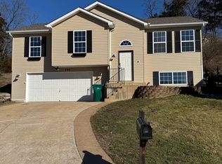 506 Glenmeadows Ct, Imperial, MO 63052