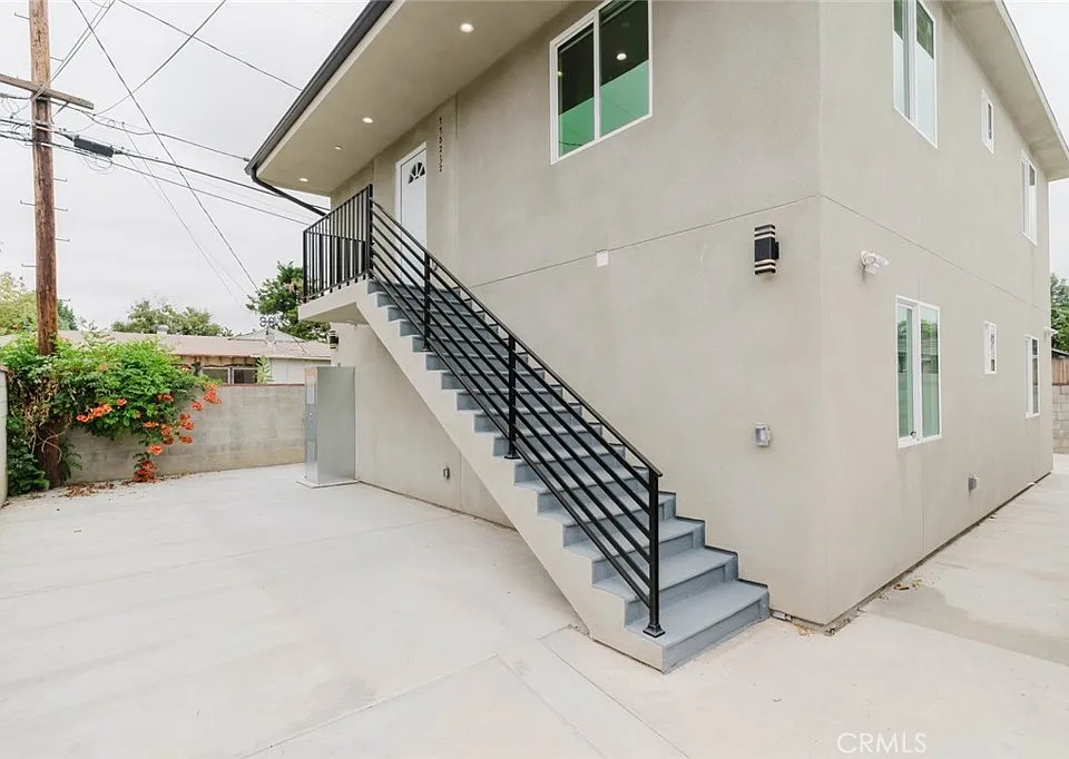 7732 Etiwanda Ave #1/2