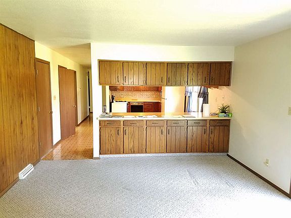 5th image of 56045 Erhart Dr