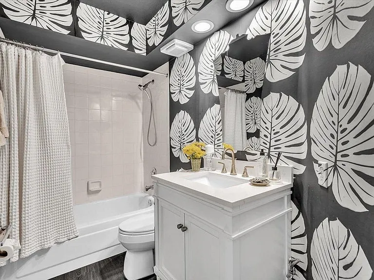 17287 Boca Club Blvd #8 — Photo 15