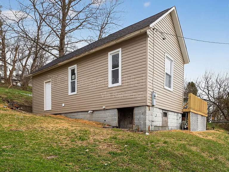 281 View Ave — Photo 3