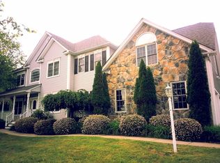 6 Harvey Rd, Newburgh, NY 12550