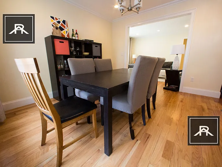 39 Beaconsfield Rd #1 — Photo 2
