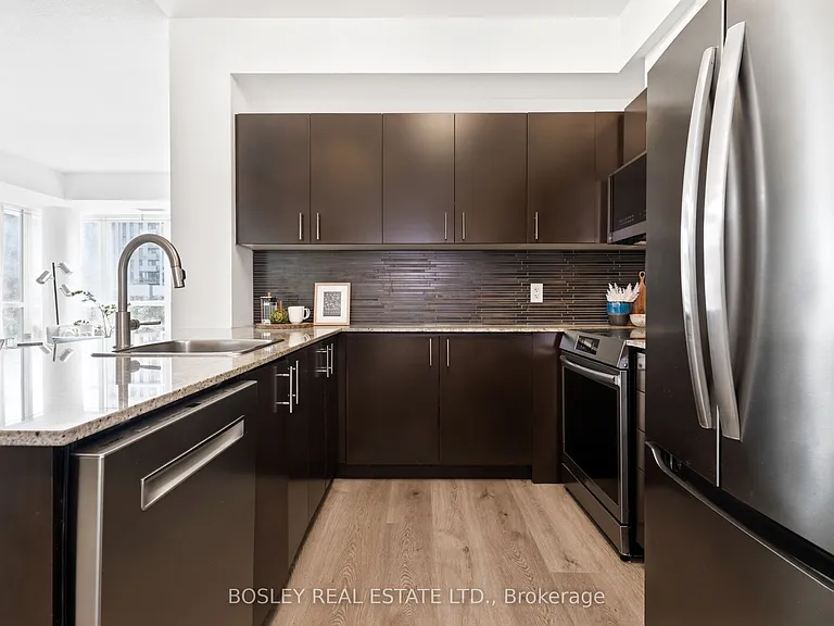 25 Cole St #317 — Photo 10
