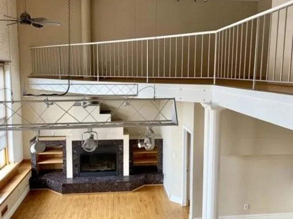 2043 Random Rd APT 307, Cleveland, OH 44106
