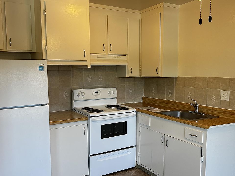 2nd image of 1312 Leafwood Dr Unit 12