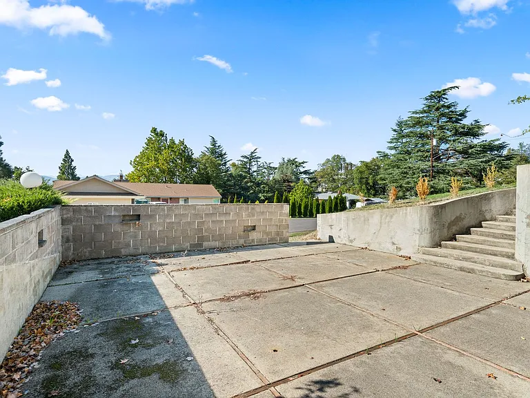 560 N Keene Way Dr — Photo 39