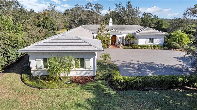 2300 Scenic Hwy N #111