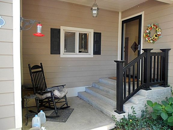 5th image of 1001 Twin Lakes Dr