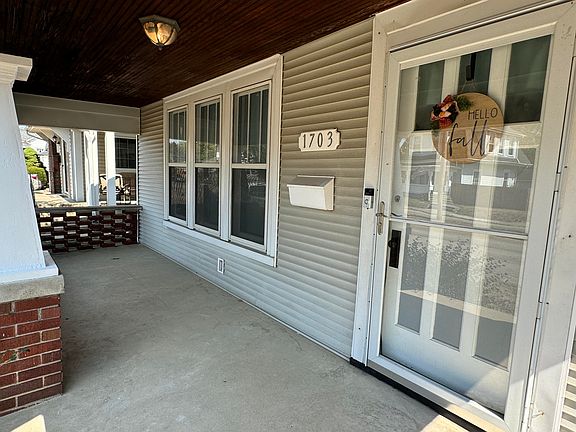 2nd image of 1703 Nicklin Ave