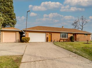 43351 N Kilbourne Rd, Russell, IL 60075